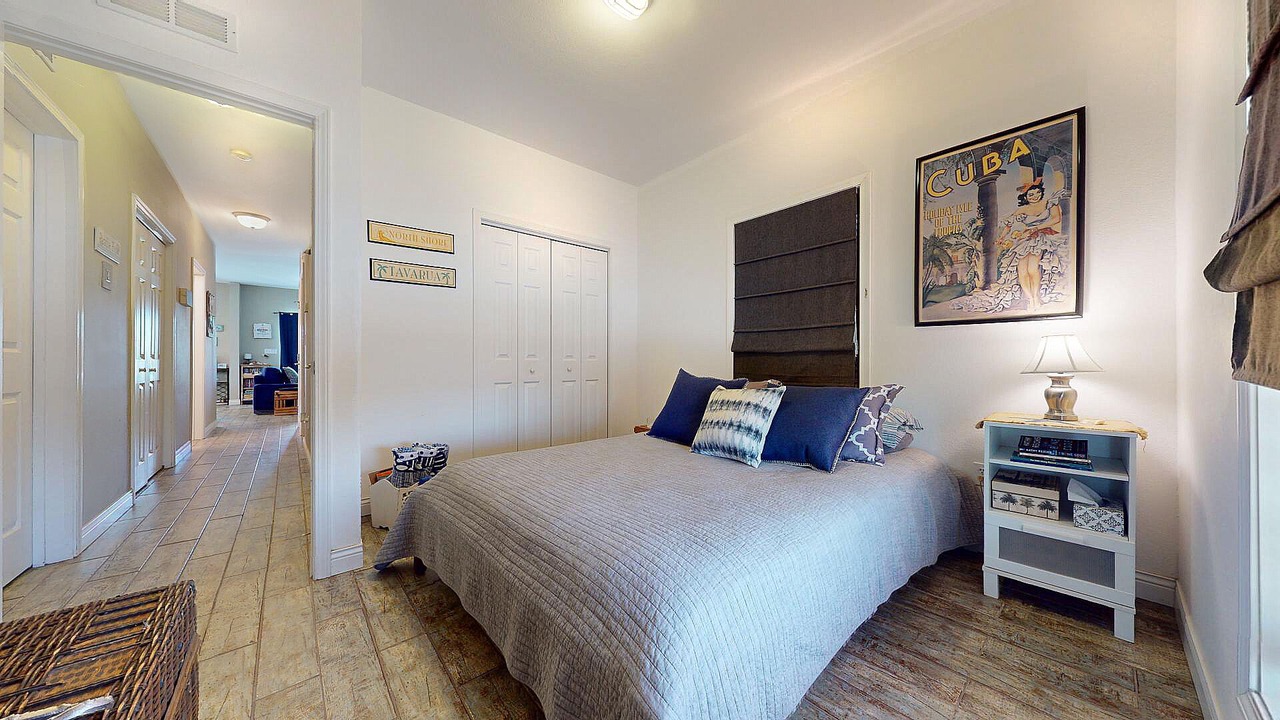 Photo of Bedroom in Big Pine Key