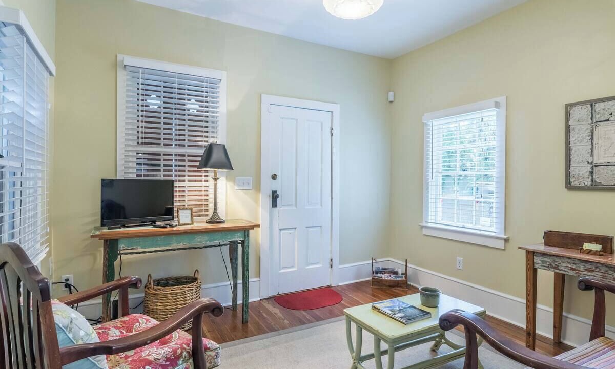 Photo of Livingroom in Lincolnville