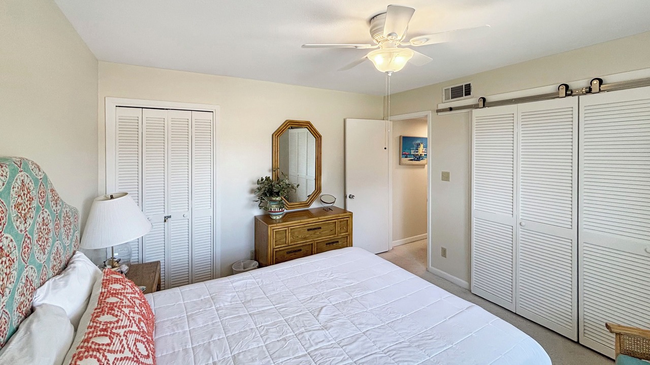 Photo of Bedroom in Miramar Beach