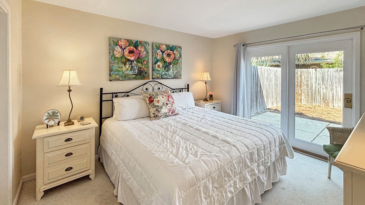 Photo of Bedroom in Miramar Beach