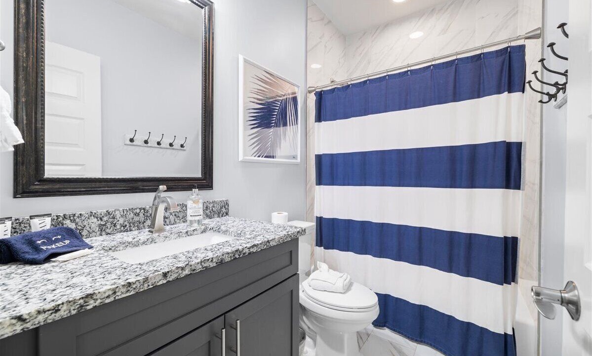 Photo of Bathroom in Gulfview Heights