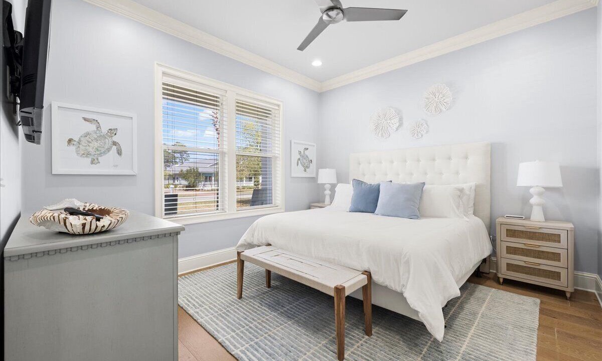 Photo of Bedroom in Gulfview Heights