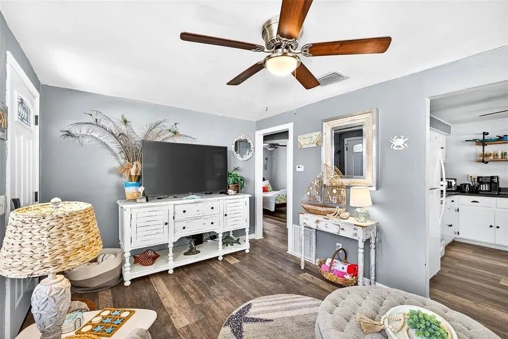 Photo of Livingroom in Largo