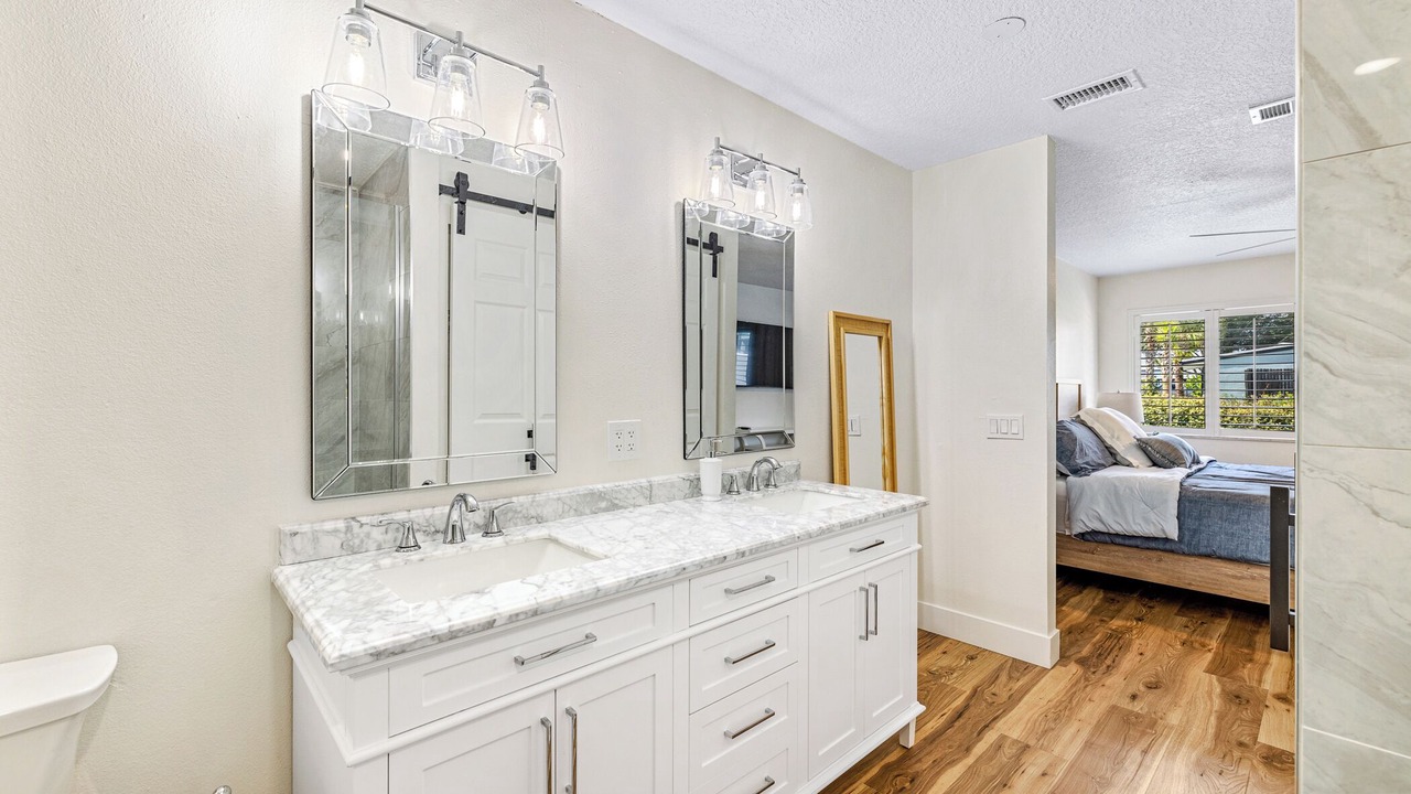 Photo of Bathroom in New Smyrna Beach