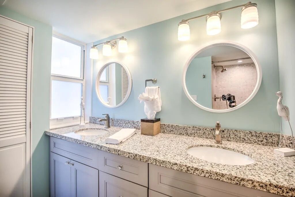 Photo of Bathroom in Marathon