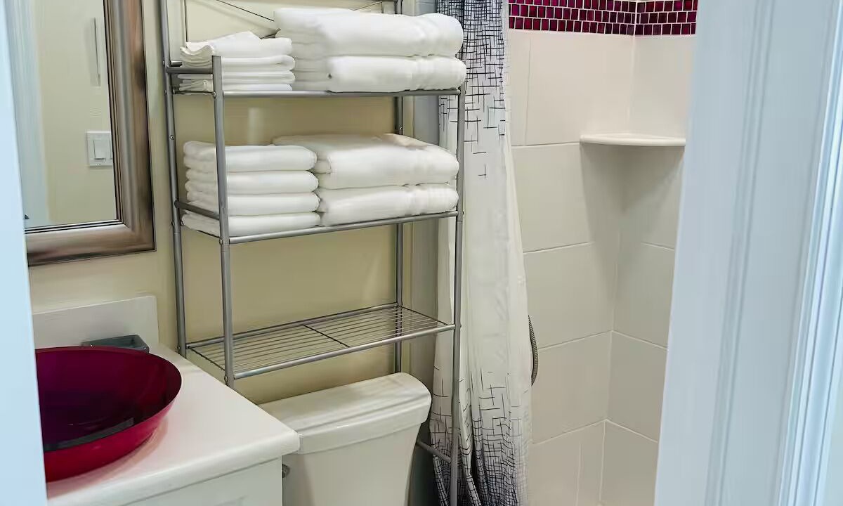 Photo of Bathroom in Goodland
