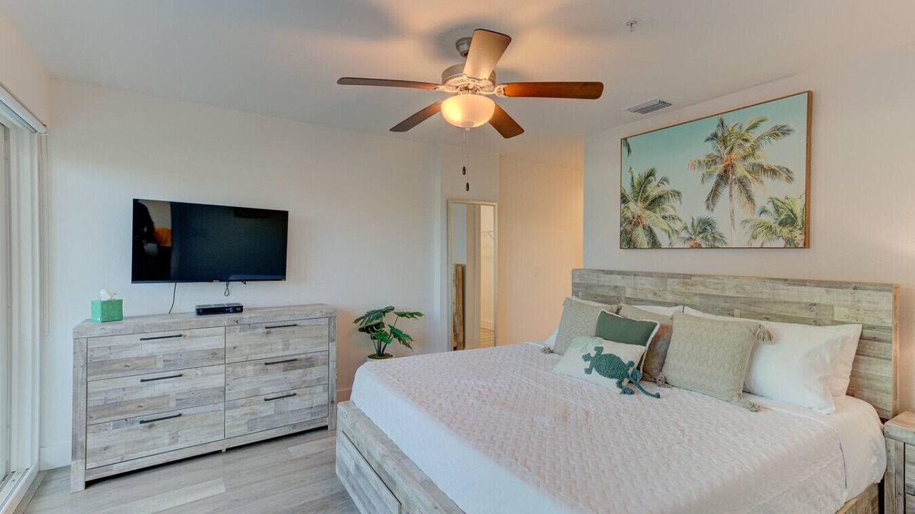 Photo of Bedroom in Madeira Beach