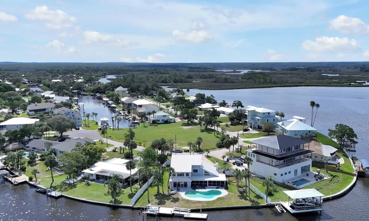Photo of Outdoor in Dixie Shores