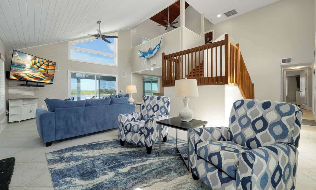 Photo of Livingroom in Dixie Shores