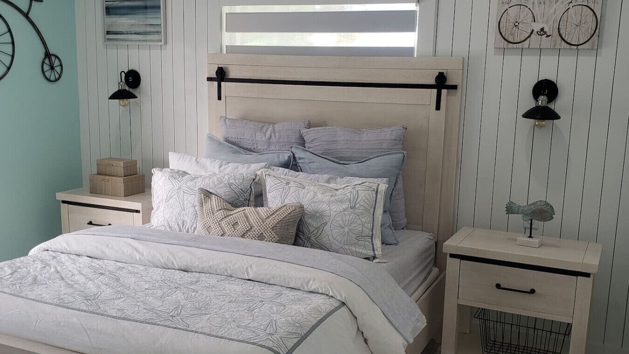 Photo of Bedroom in Caloosahatchee