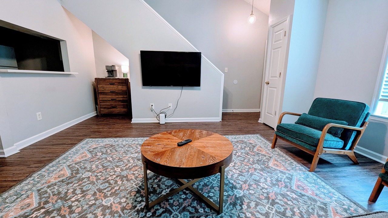 Photo of Livingroom in Tallahassee