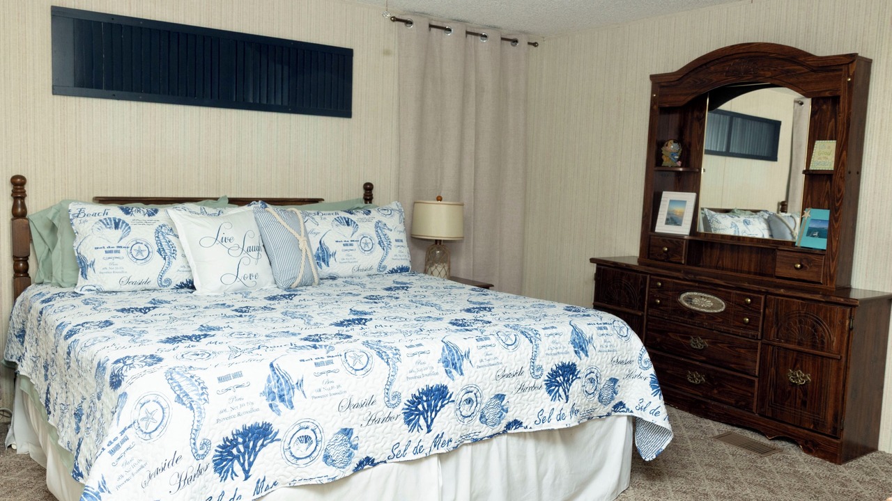 Photo of Bedroom in Mexico Beach