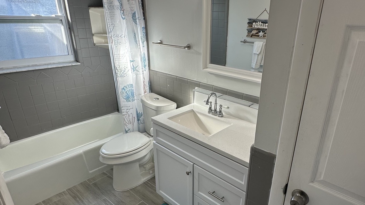 Photo of Bathroom in Island Estate