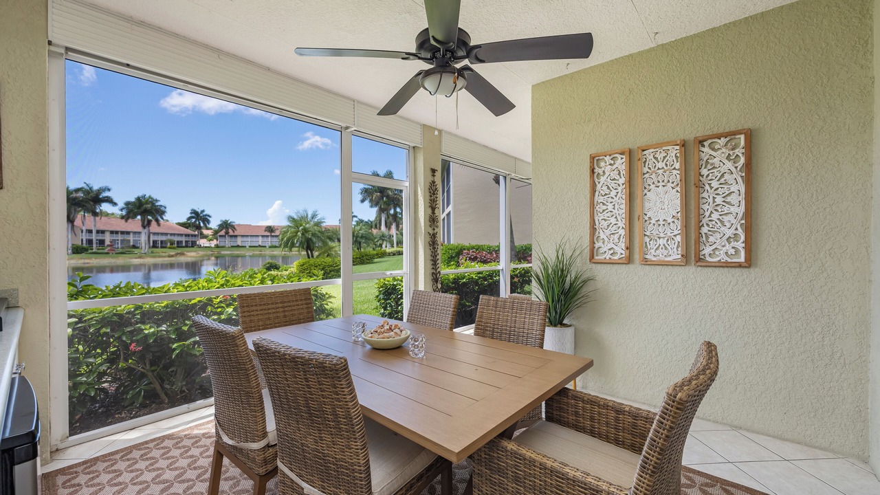 Photo of Outdoor in Naples