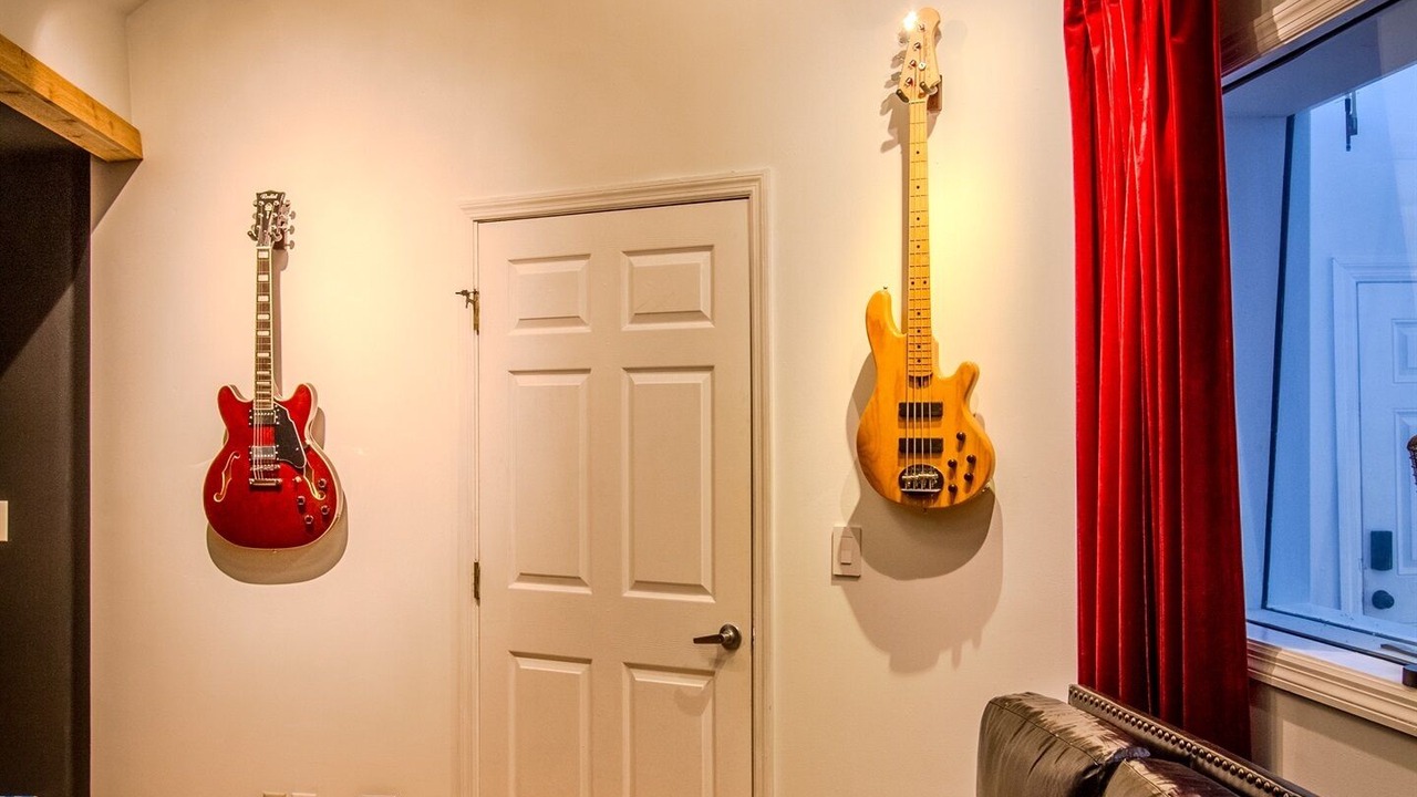 Photo of Bedroom in Downtown Historic District