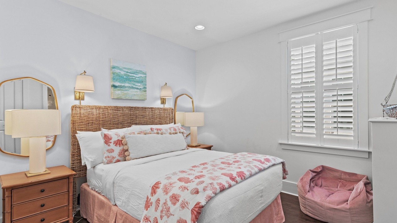 Photo of Bedroom in Santa Rosa Beach