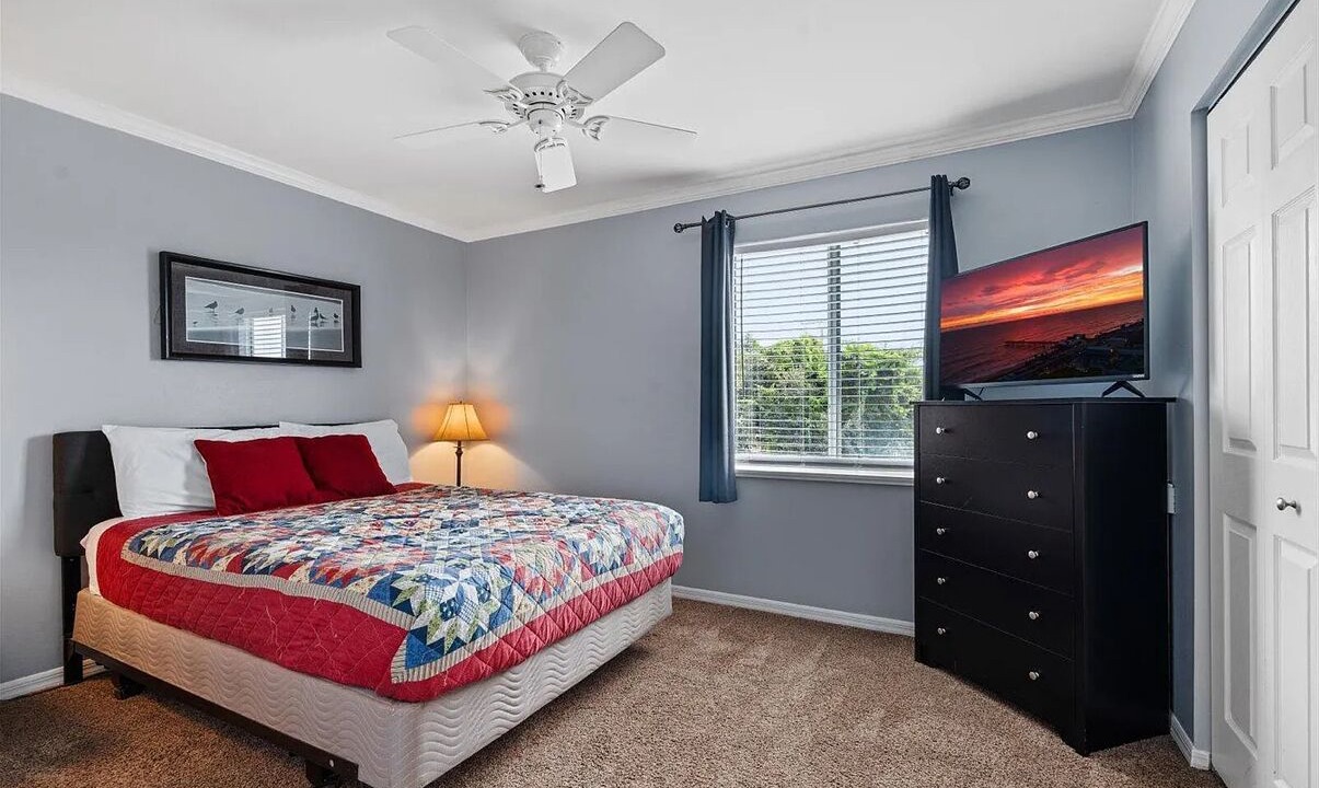 Photo of Bedroom in Butler Beach