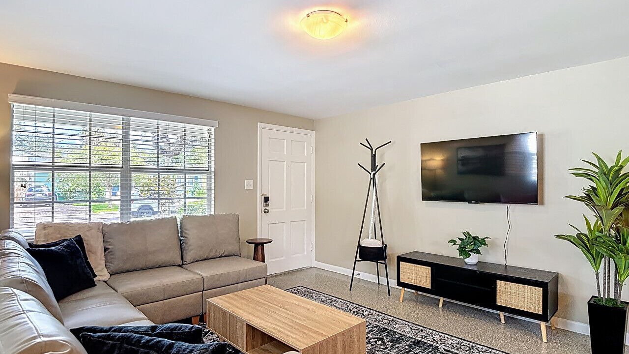 Photo of Livingroom in SoHo