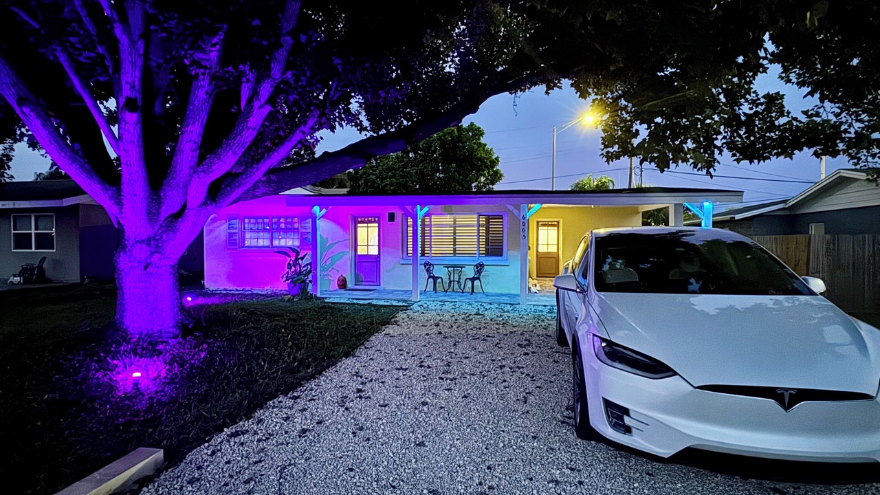 Photo of Outdoor in Gulf Gate Estates