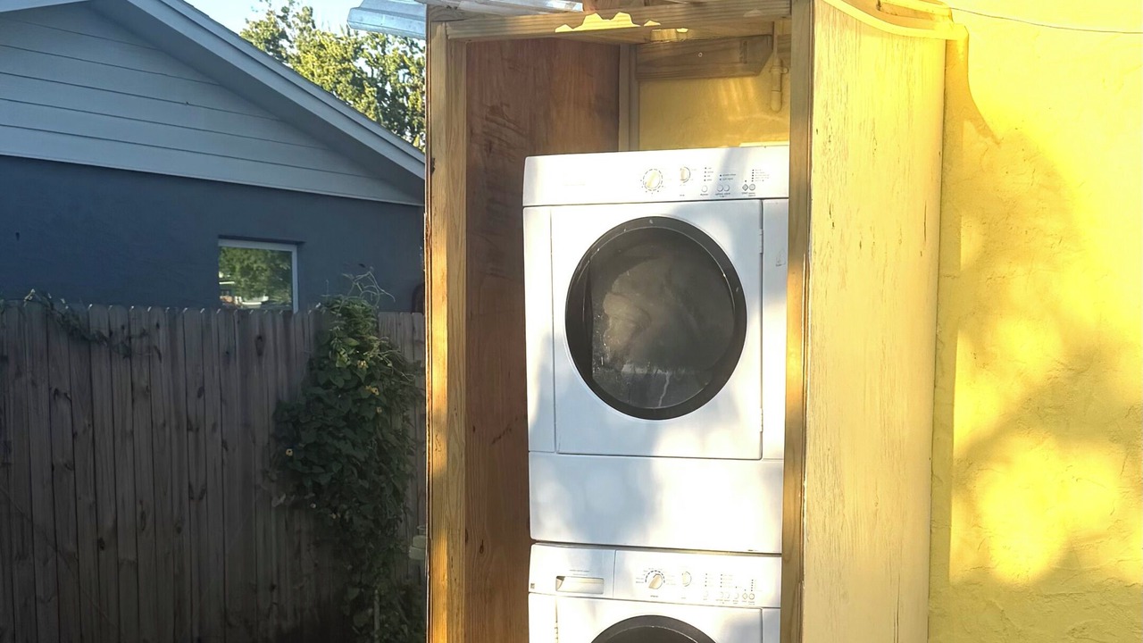 Photo of Outdoor in Gulf Gate Estates