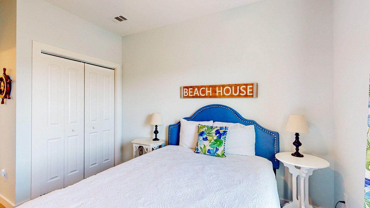 Photo of Bedroom in Butler Beach