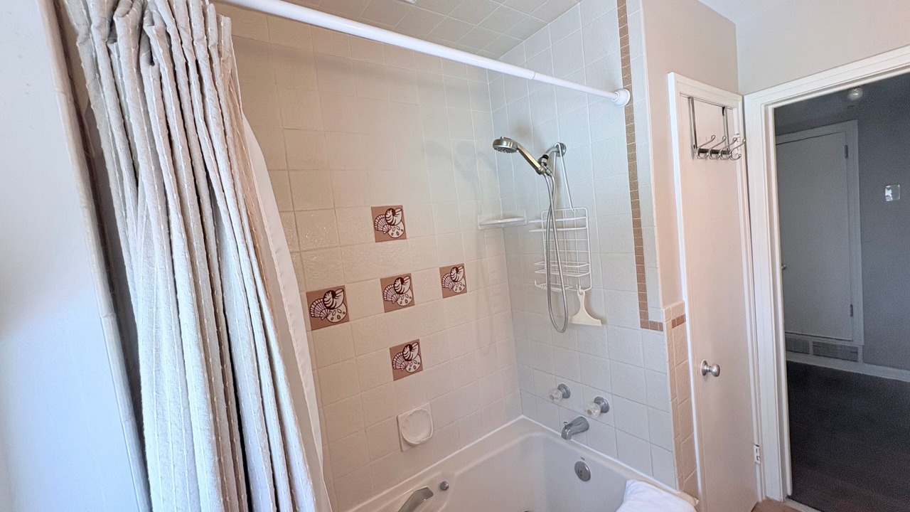 Photo of Bathroom in Atlantic Shores