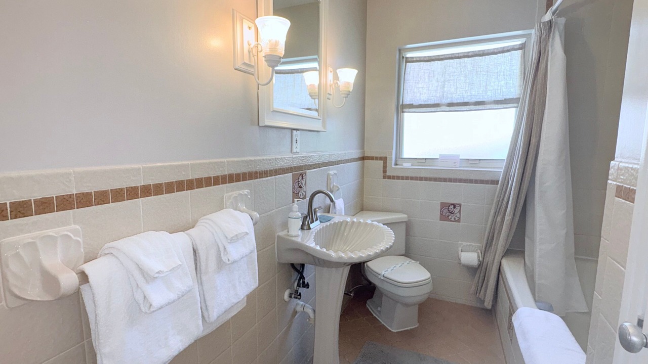 Photo of Bathroom in Atlantic Shores