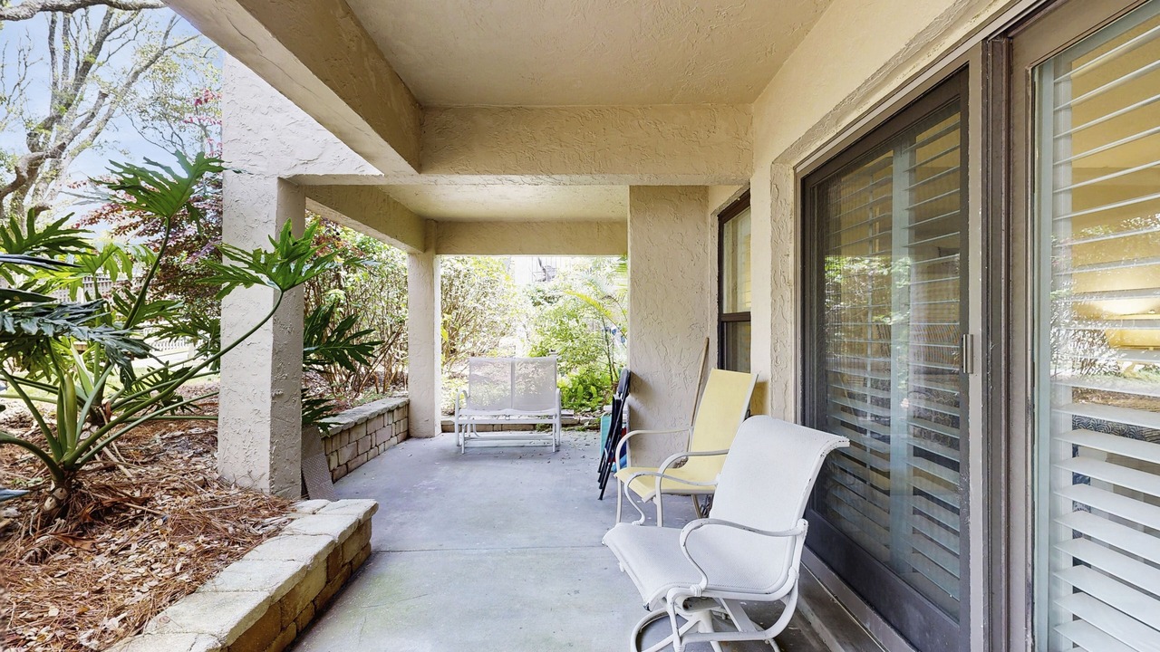 Photo of Patio Balcony in American Beach