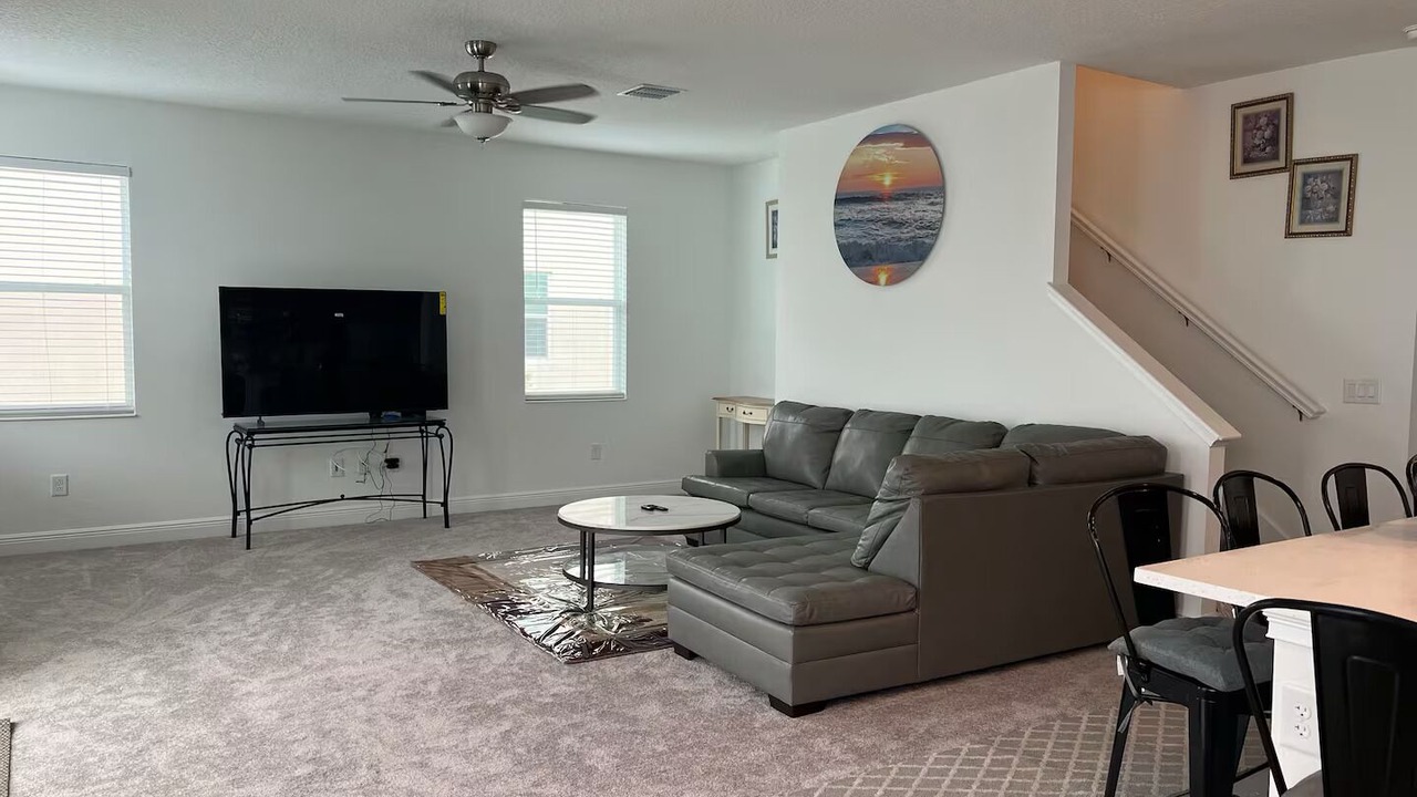 Photo of Livingroom in Pinellas Park