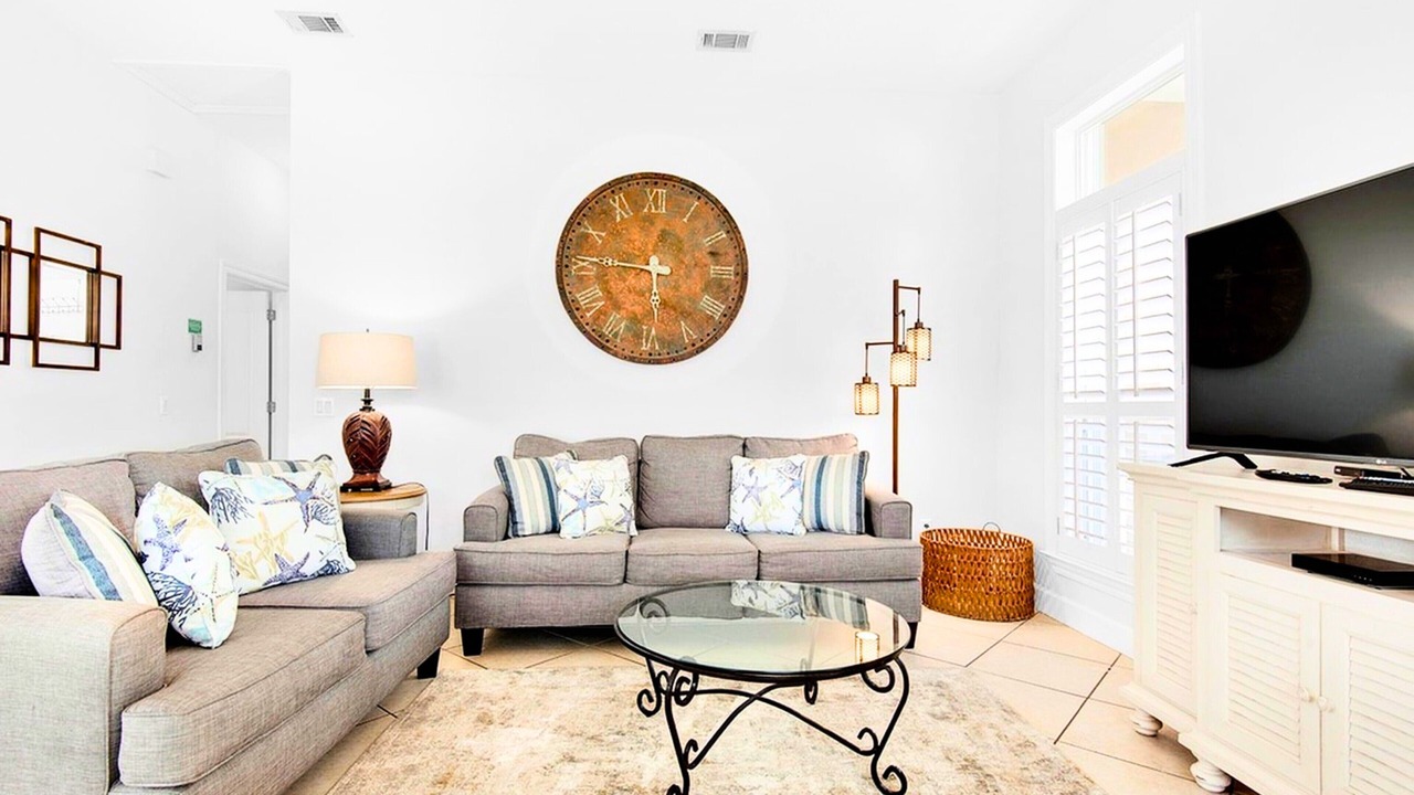 Photo of Livingroom in Avalon Beach Estates