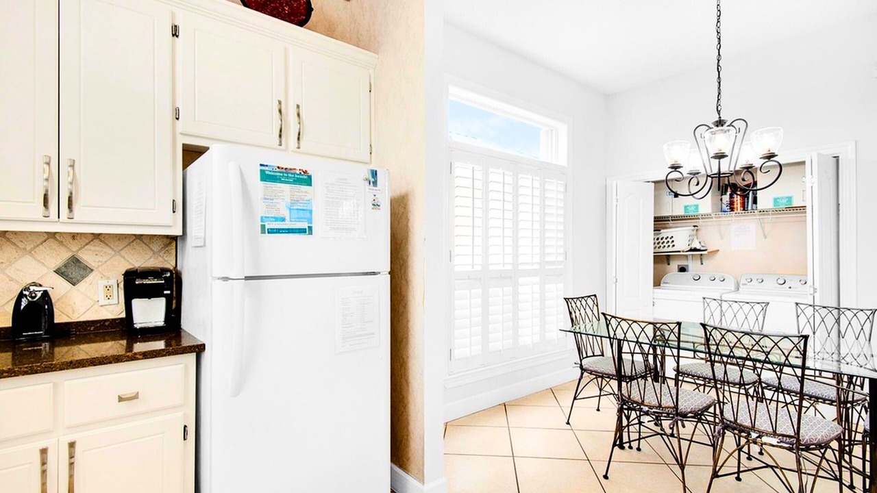 Photo of Kitchen in Avalon Beach Estates
