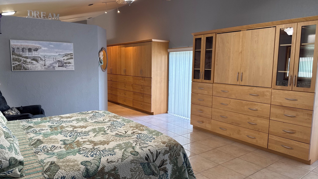 Photo of Bedroom in Seminole