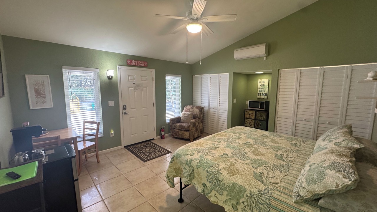 Photo of Bedroom in Seminole