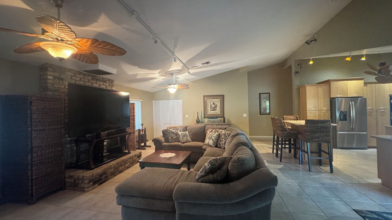 Photo of Livingroom in Seminole