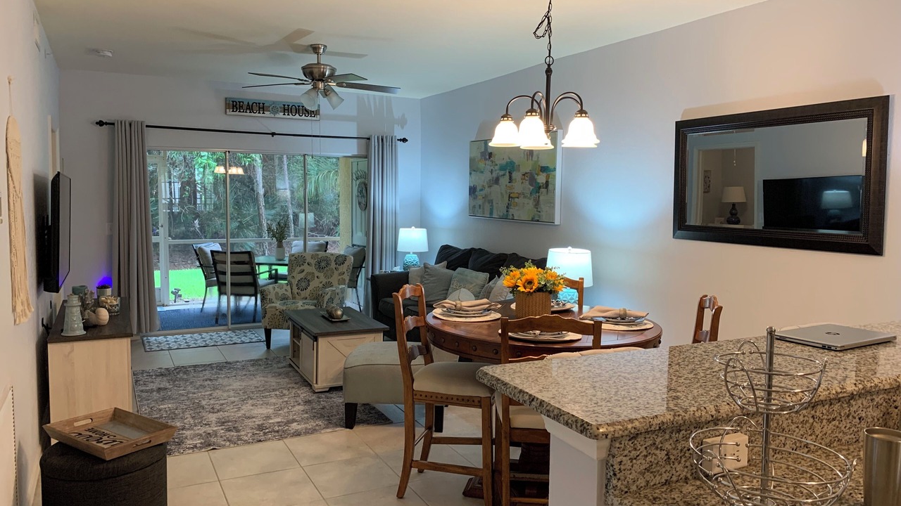 Photo of Livingroom in Naples