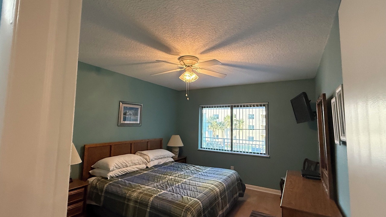 Photo of Bedroom in Cocoa Beach