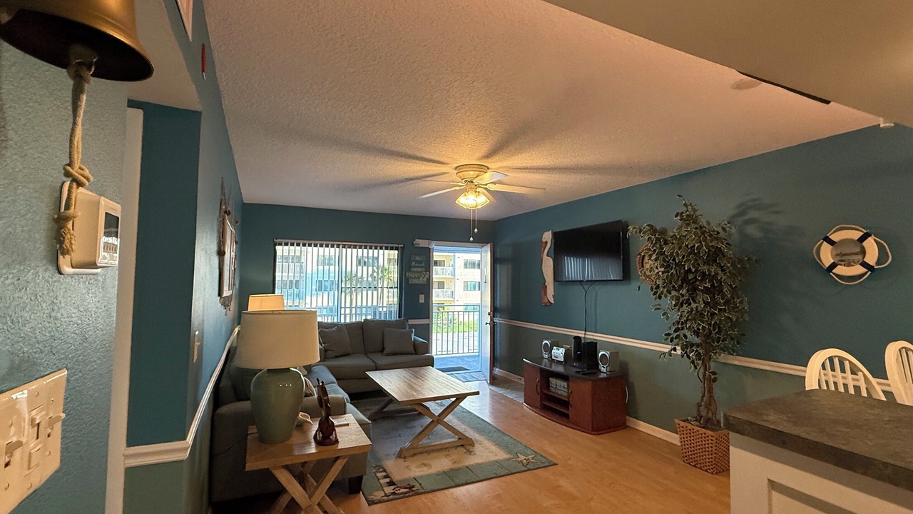 Photo of Livingroom in Cocoa Beach