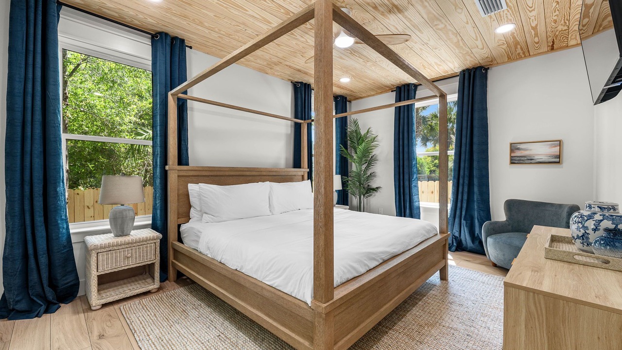 Photo of Bedroom in Gulf Lagoon Beach