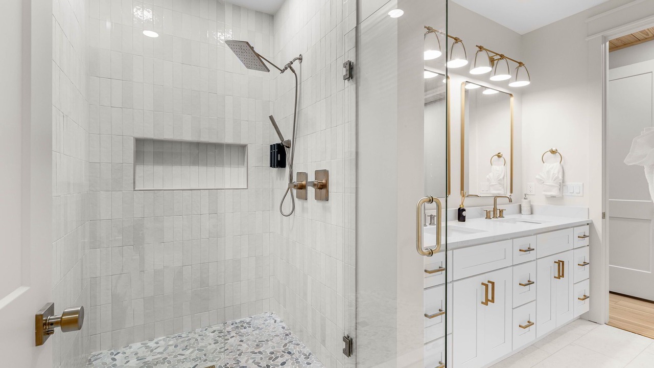 Photo of Bathroom in Gulf Lagoon Beach