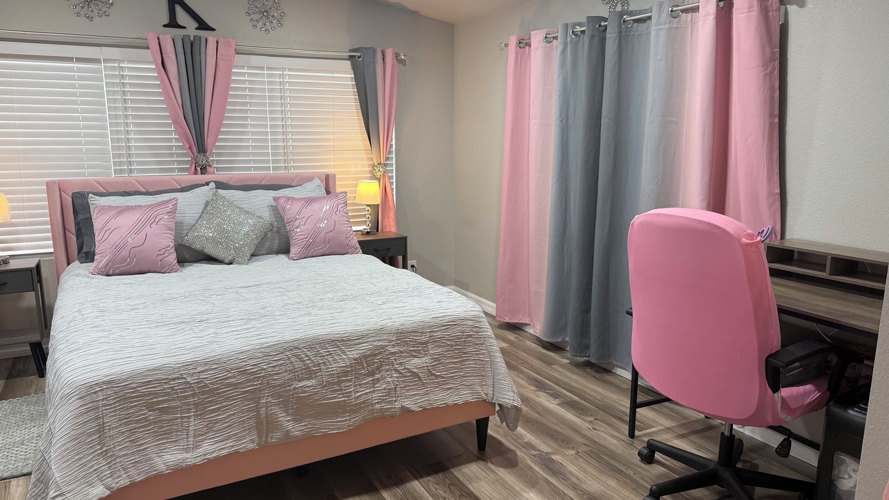 Photo of Bedroom in Silver Lake