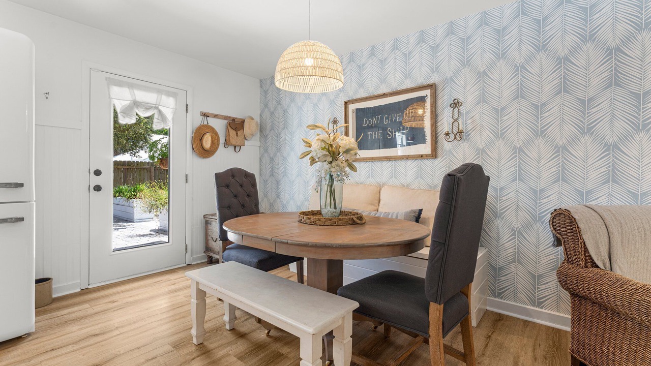 Photo of Livingroom in Gulfview Heights