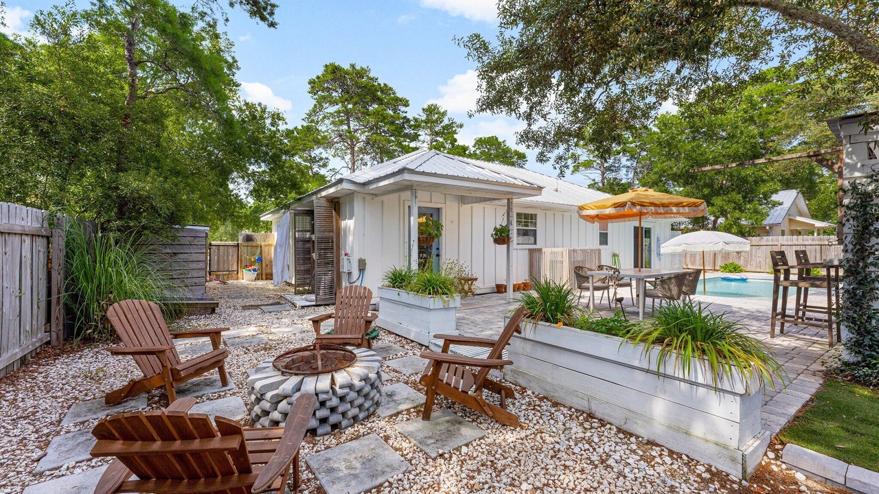 Photo of Outdoor in Gulfview Heights