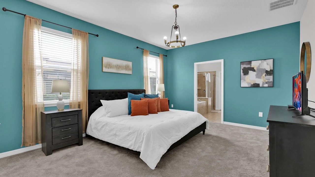 Photo of Bedroom in Bay Lake