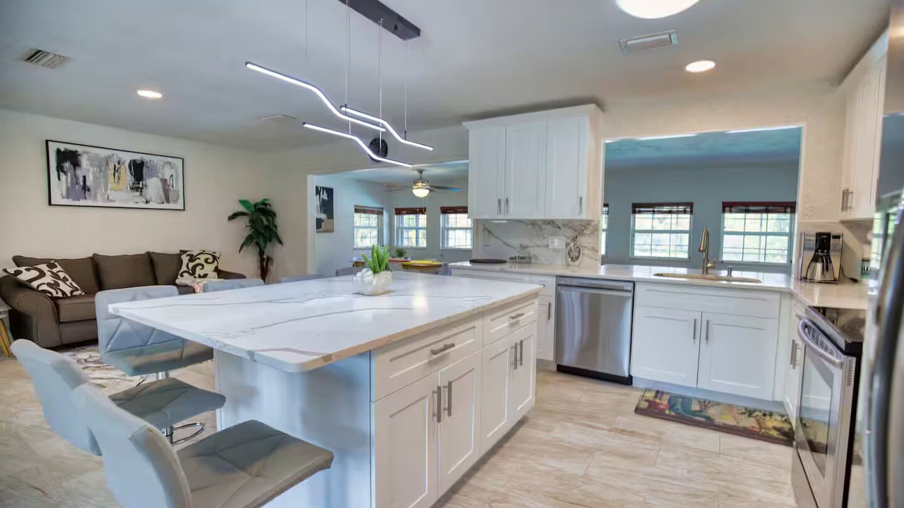 Photo of Kitchen in Gulf Gate Estates