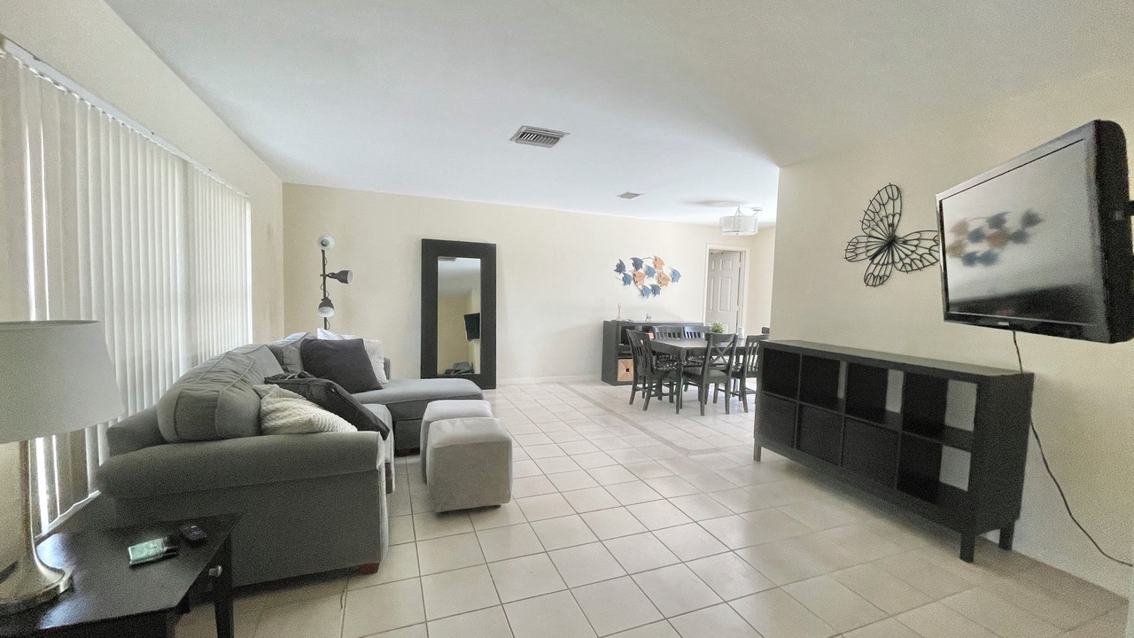 Photo of Livingroom in Big Cypress Golf and Country Club