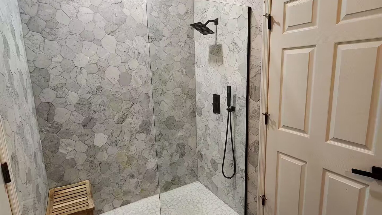 Photo of Bathroom in Lake Berkley