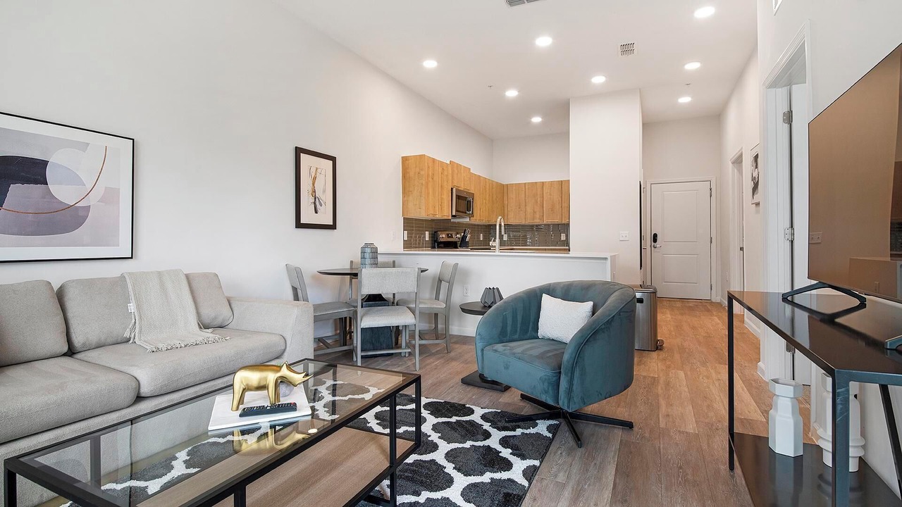 Photo of Livingroom in Florida Center