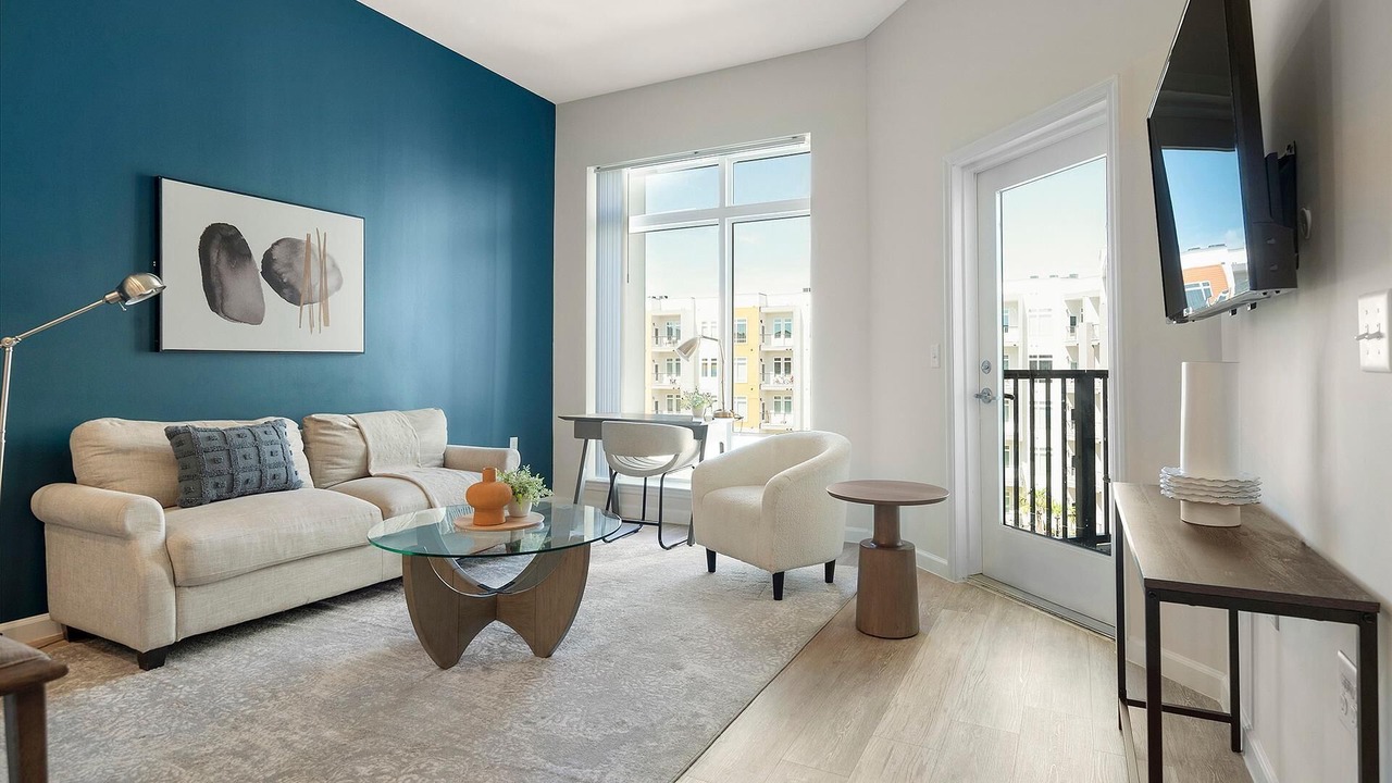 Photo of Livingroom in Florida Center