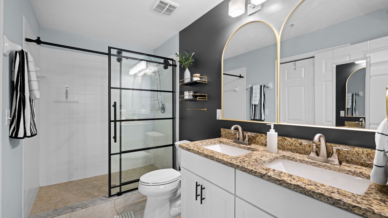 Photo of Bathroom in Naples