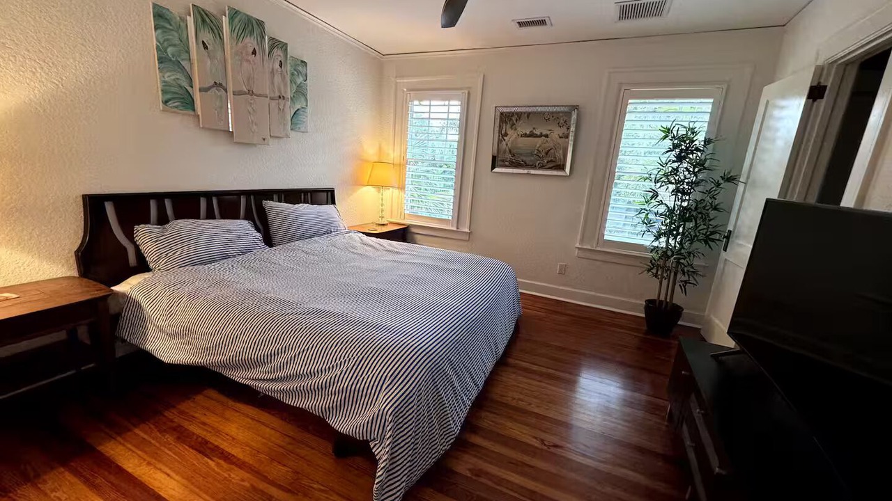 Photo of Bedroom in Historic Old Northeast